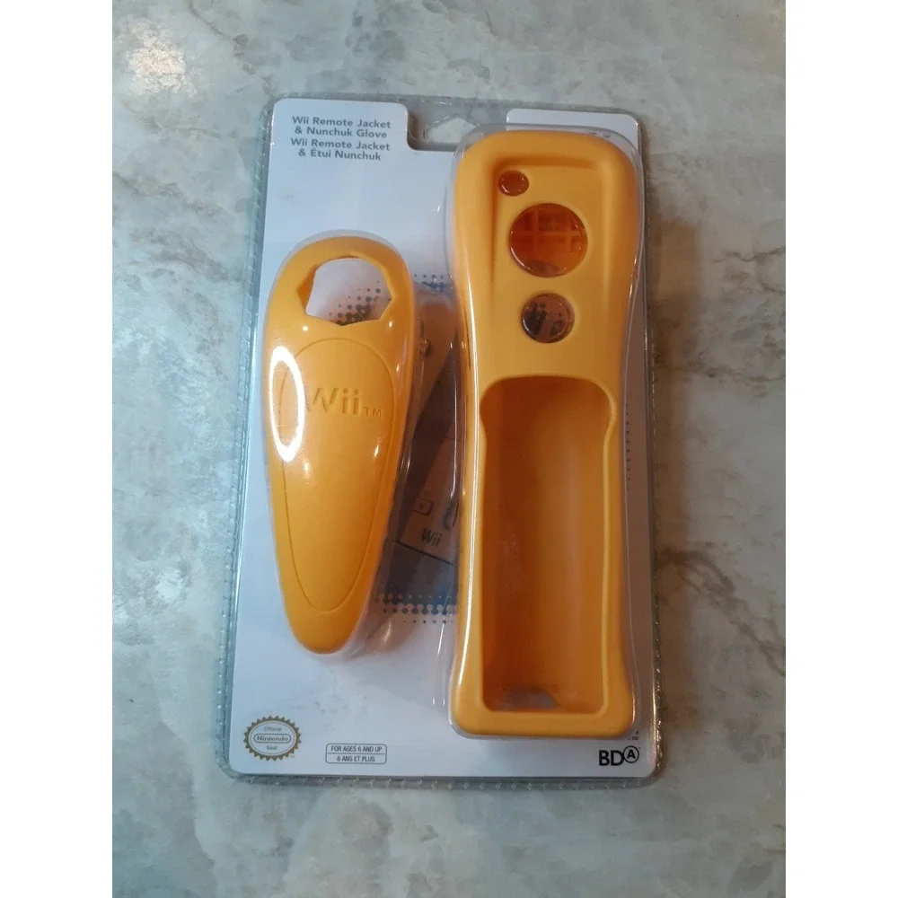 New - Nintendo Wii Glove Kit Yellow For Remote & Nunchuk